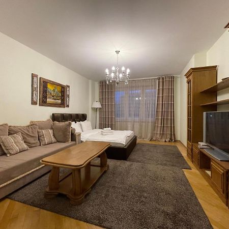 Arenda Apartments - Surganova,5A Minsk Bagian luar foto