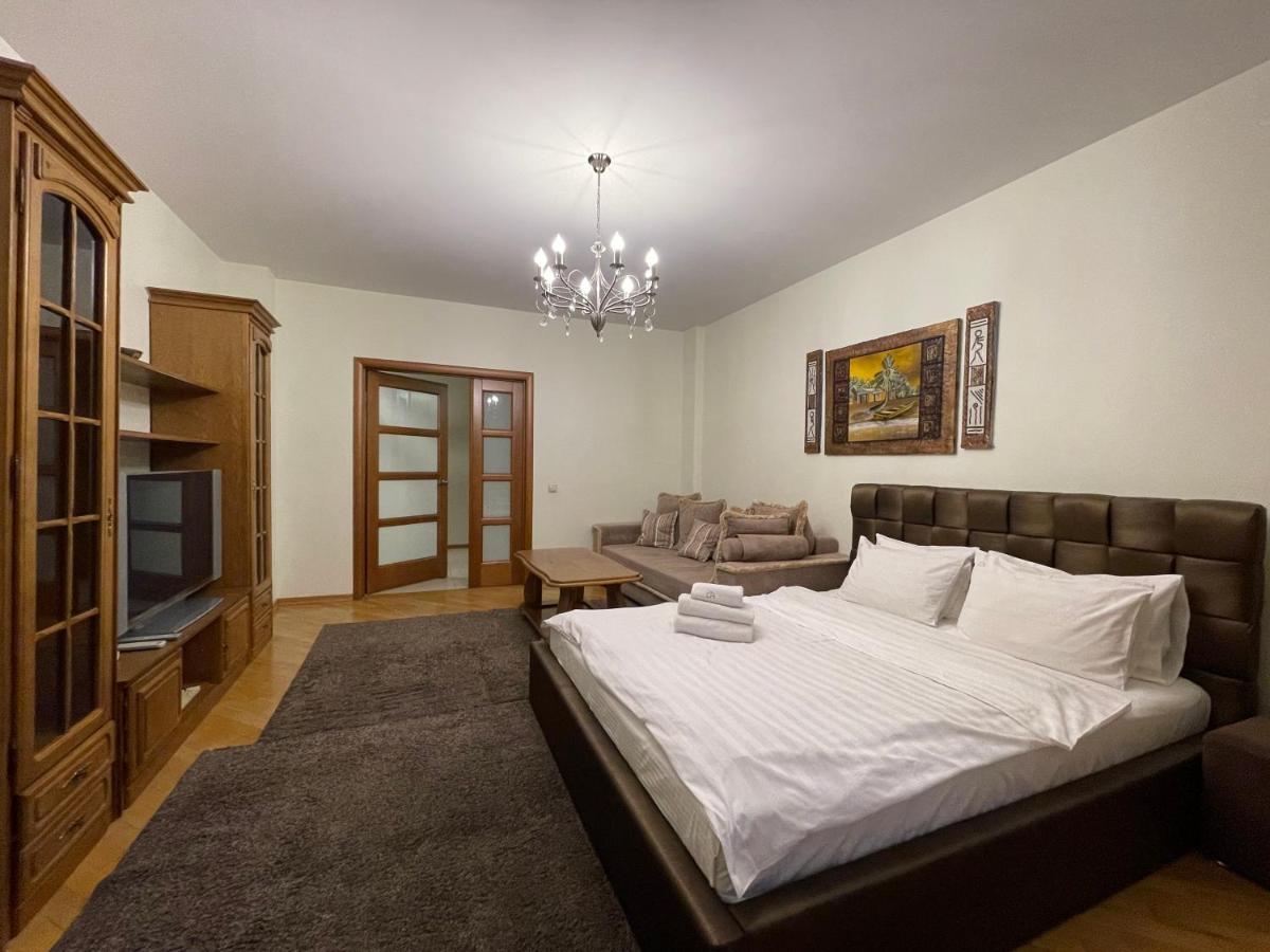 Arenda Apartments - Surganova,5A Minsk Bagian luar foto