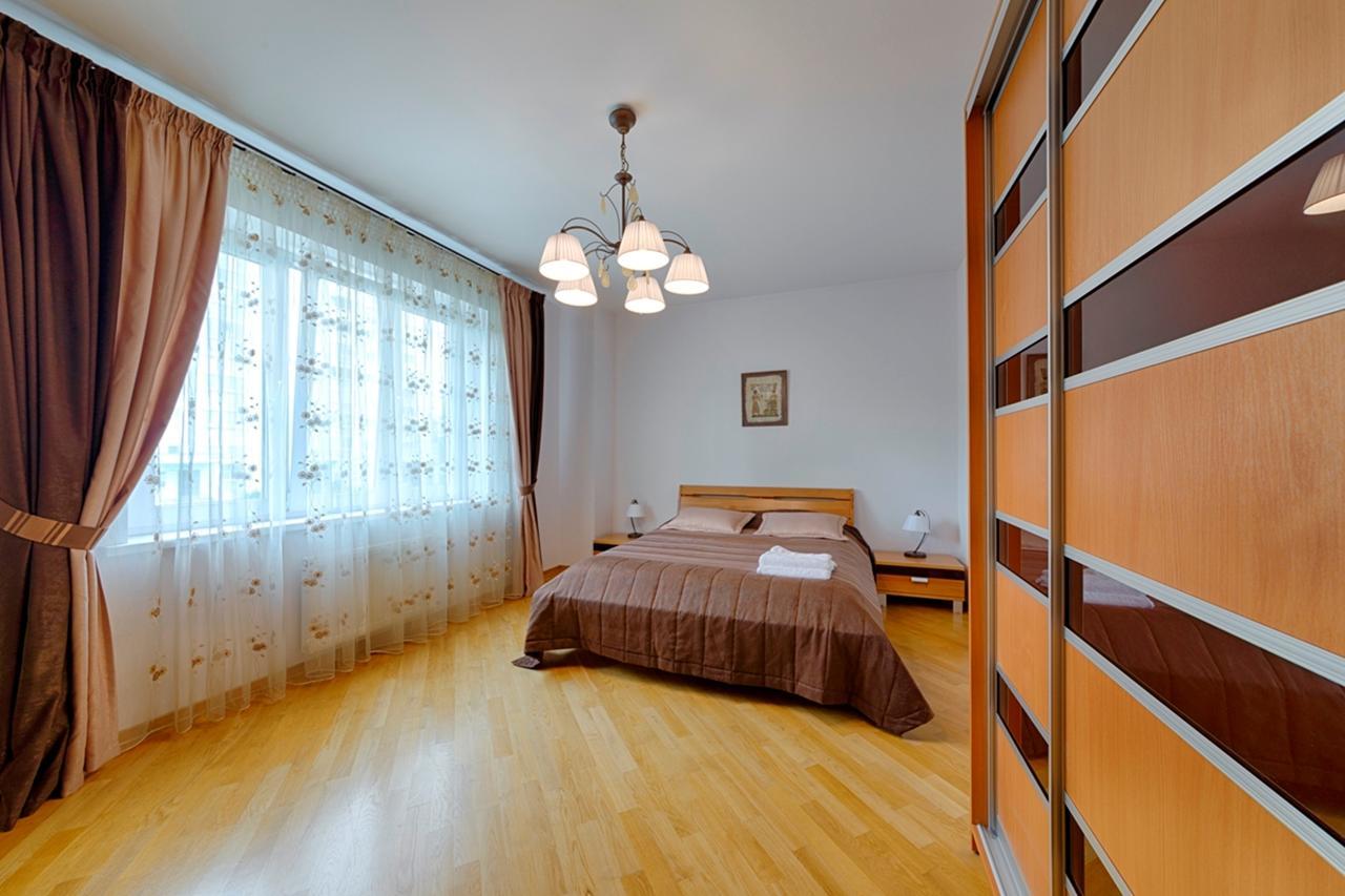 Arenda Apartments - Surganova,5A Minsk Bagian luar foto